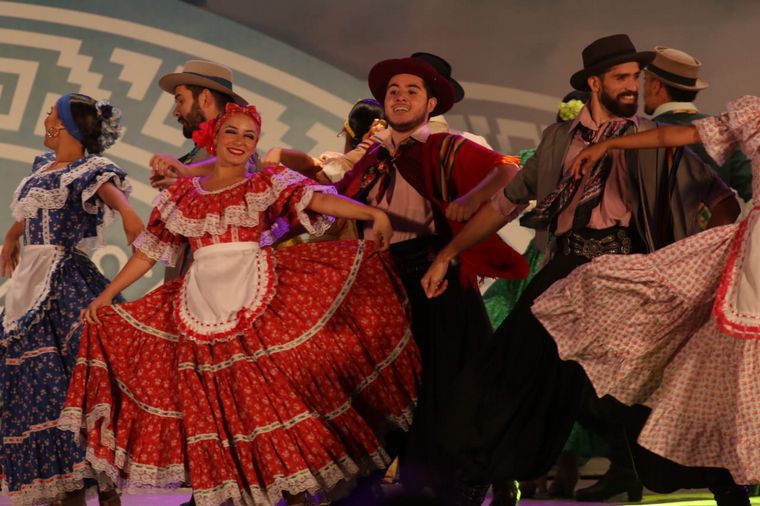 Las mejores imágenes de la sexta noche de Cosquín