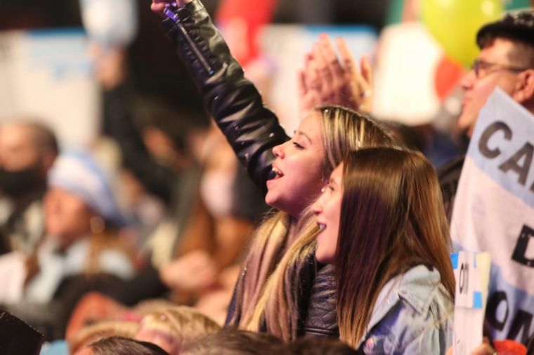 Soledad y Destino San Javier, el plato fuerte de la sexta luna coscoína.