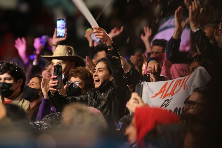Soledad y Destino San Javier, el plato fuerte de la sexta luna coscoína.