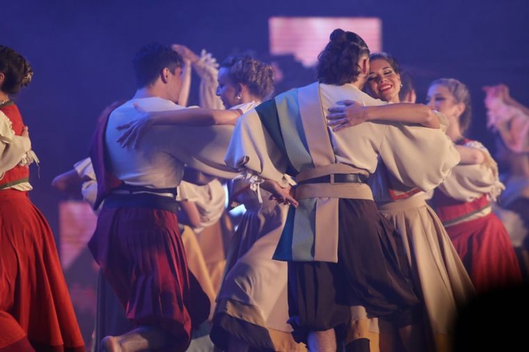 Soledad y Destino San Javier, el plato fuerte de la sexta luna coscoína.