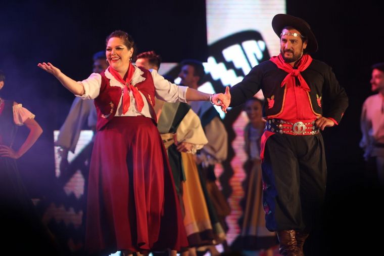 Soledad y Destino San Javier, el plato fuerte de la sexta luna coscoína.