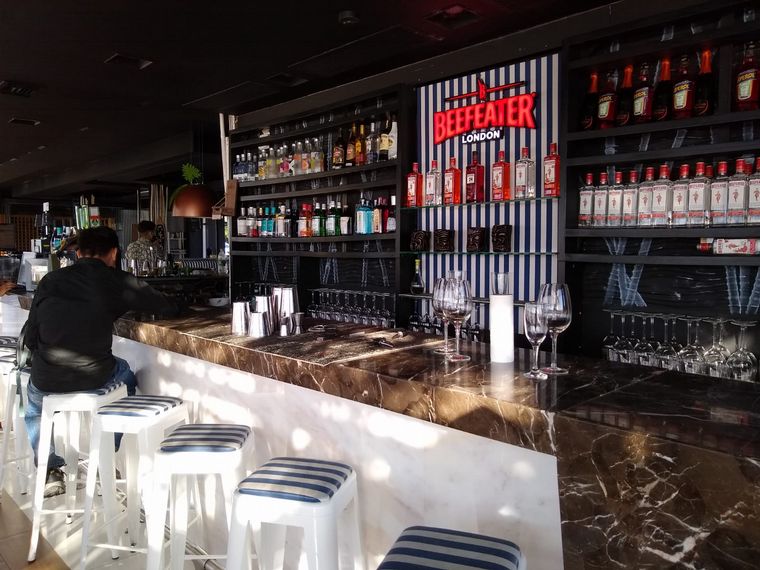 Roll and Rock Beach, el parador de moda en Santa Fe