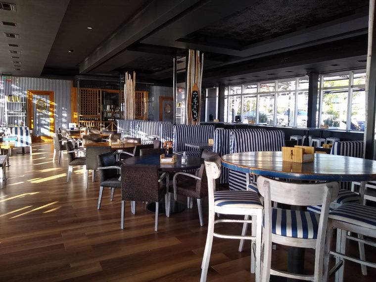 Roll and Rock Beach, el parador de moda en Santa Fe