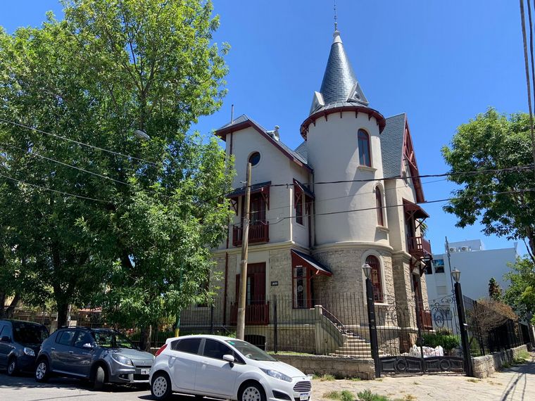 Botánico, un nuevo espacio gastronómico en Villa Santa Paula