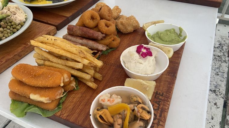 Bravo Café, un restaurante con vista panorámica en Carlos Paz