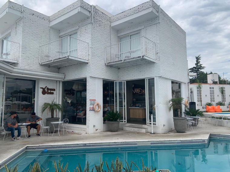 Bravo Café, un restaurante con vista panorámica en Carlos Paz