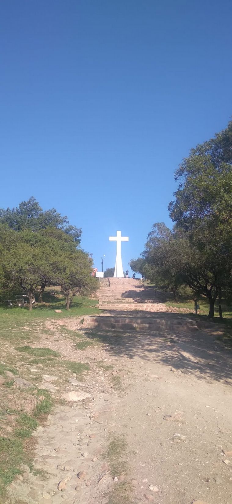 FOTO: Caminata por Cerro de la Cruz, para aficionados al trekking