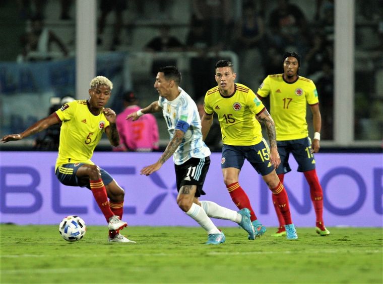 FOTO: Ángel Di María se lució en el partido ante Colombia