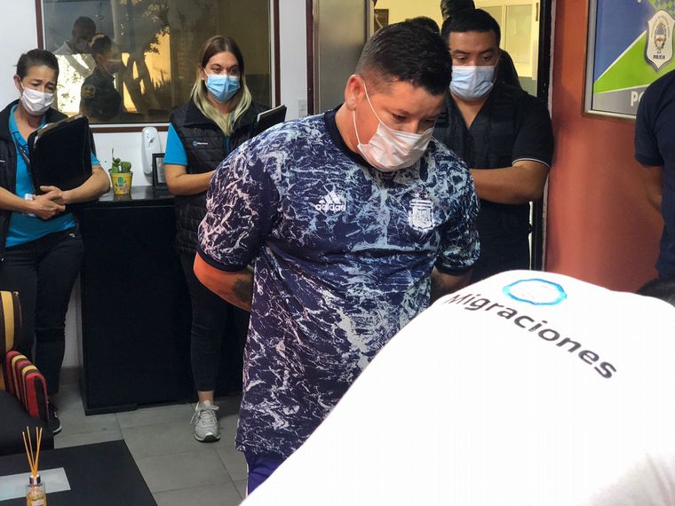 Migraciones expulsó a 