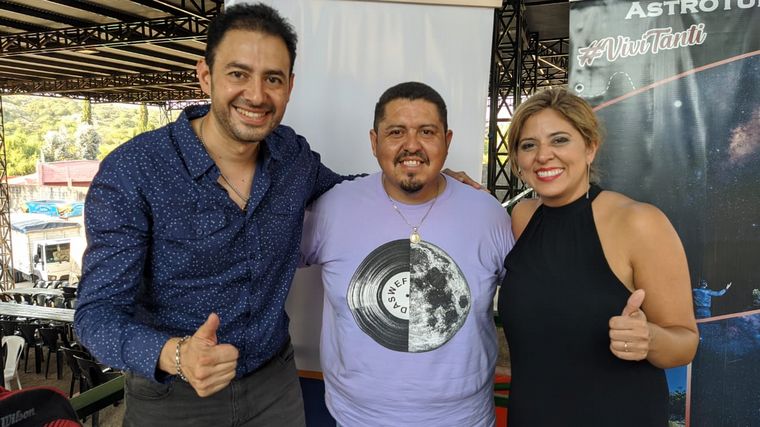 FOTO: Gabriel Romero estuvo en el cierre de Viva la Radio en Tanti
