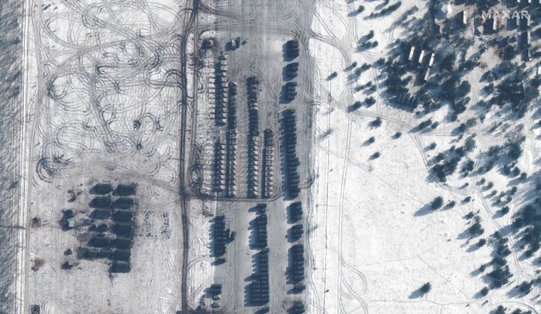 FOTO: Imagen satelital de las tropas rusas movilizadas en el frontera con Ucrania.