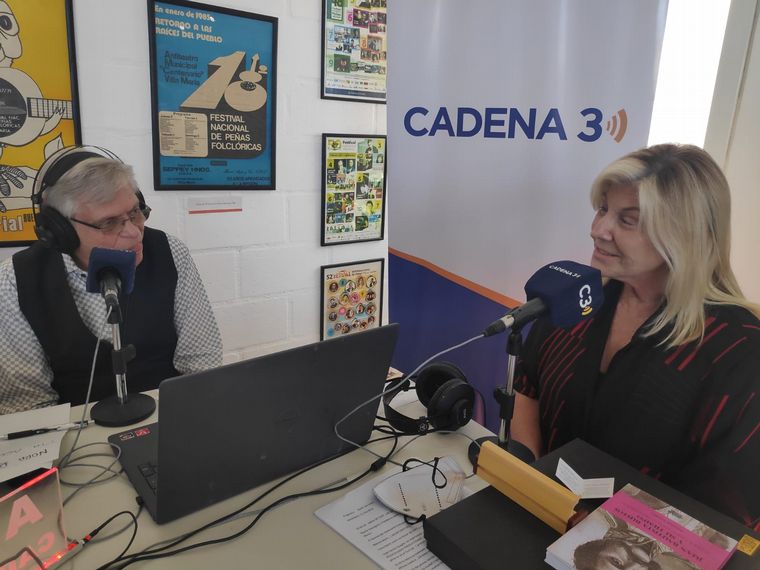 Distinguieron a Rony Vargas por su apoyo al arte y cultura