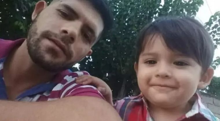 FOTO: Un hombre mató a su hijo de tres años y se quitó la vida
