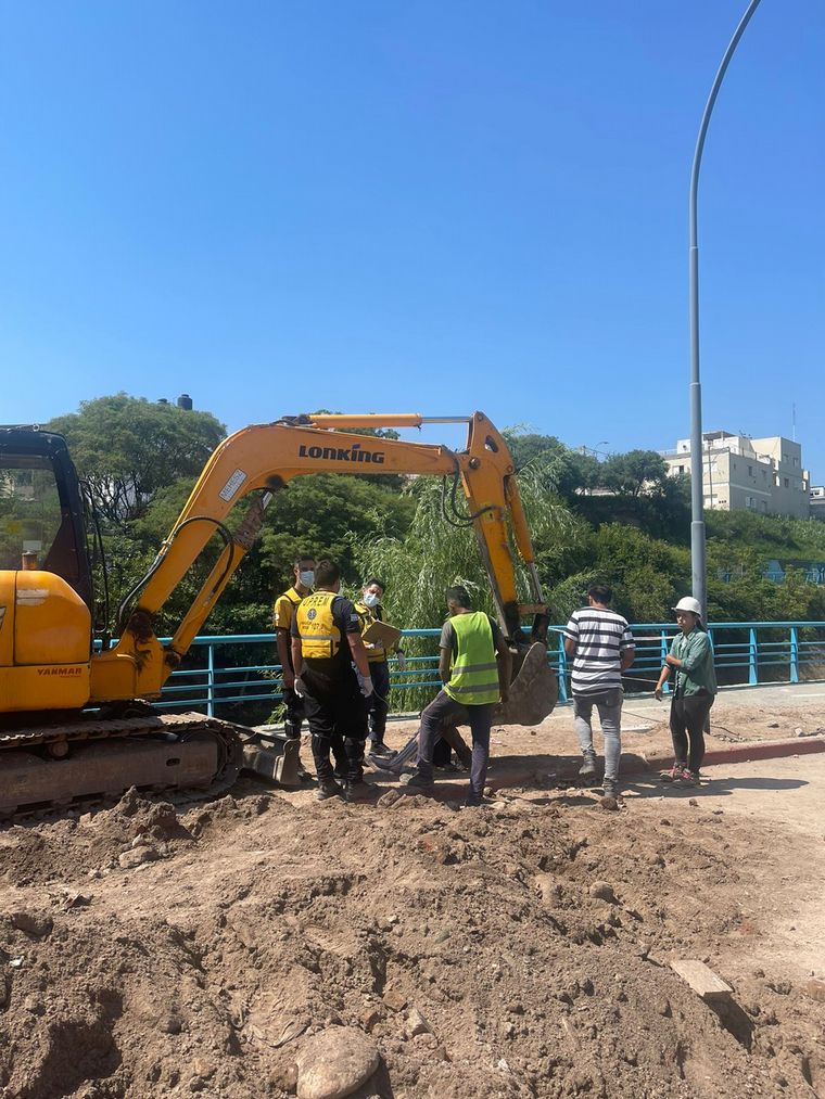 Córdoba: un obrero quedó atrapado tras desmoronamiento