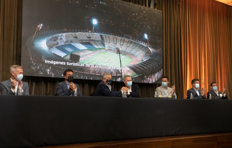 Schiaretti y Morales firmaron un convenio ligado al turismo (Prensa CBA)