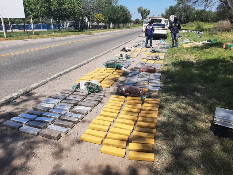 FOTO: 1600 kilos marihuana Córdoba La Fiel Policía Federal