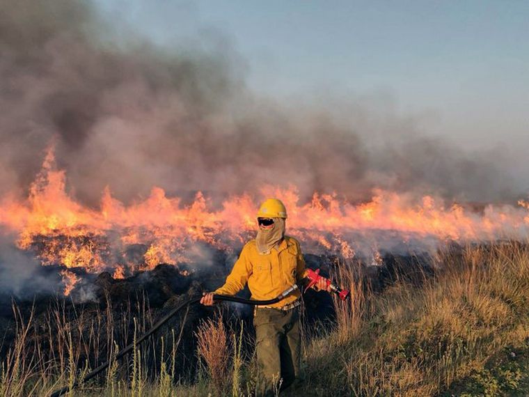FOTO: El Gobierno de Córdoba alertó por el riesgo de incendios forestales. (Archivo)