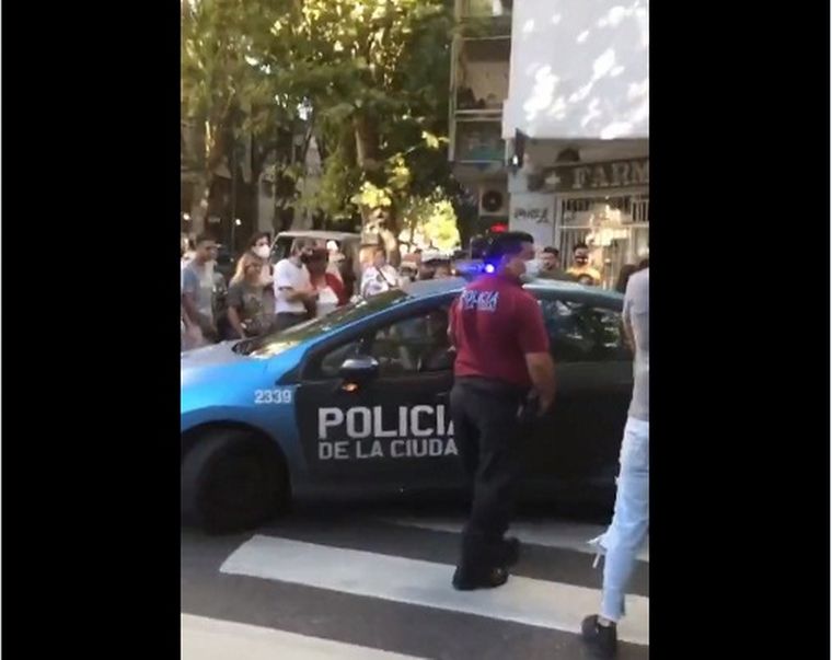 Seis jóvenes fueron detenidos por la violación grupal en Palermo (Foto: captura)