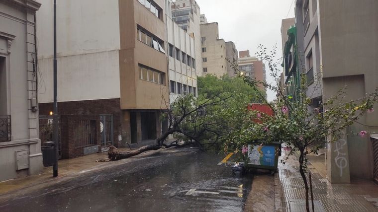 FOTO: Complicaciones en ciudad de Córdoba por las fuertes lluvias
