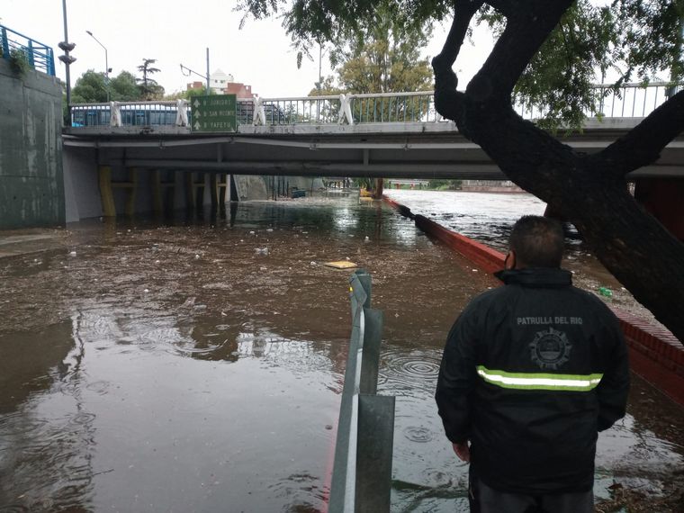 FOTO: Complicaciones en ciudad de Córdoba por las fuertes lluvias