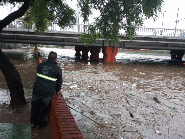 Complicaciones en ciudad de Córdoba por las fuertes lluvias