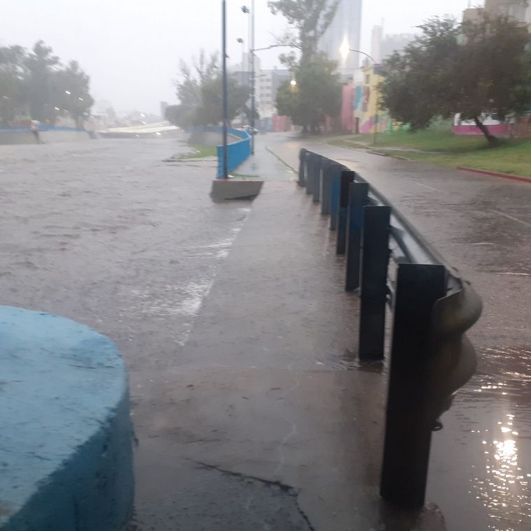Complicaciones en ciudad de Córdoba por las fuertes lluvias