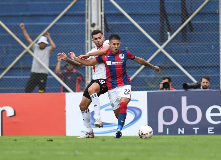 AUDIO: 1º gol de River (Paulo Díaz)