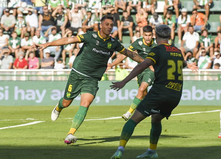 Defensa y Justicia alcanzó a River, Sarmiento y Unión en la punta de la zona A.