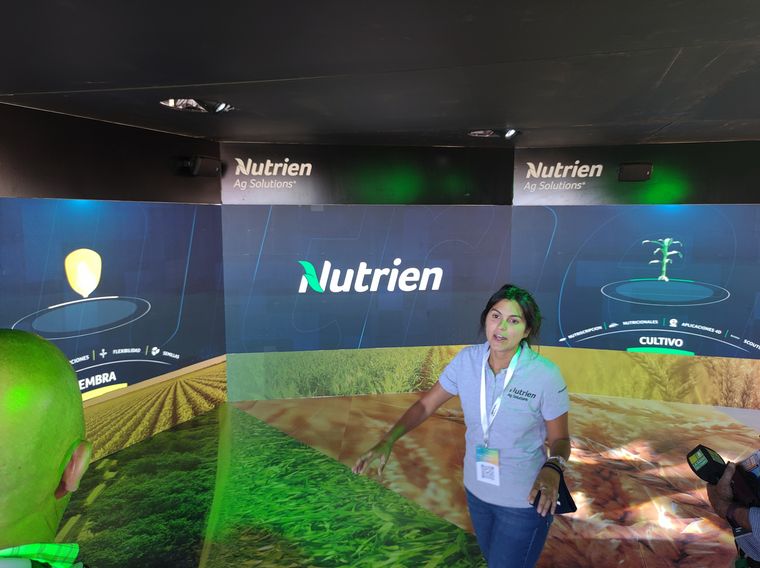 La compañía mostró a los medios mediante una proyección su propuesta de valor