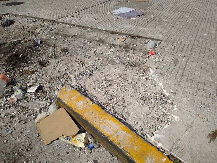 El estado de las inmediaciones del Congreso después de los incidentes