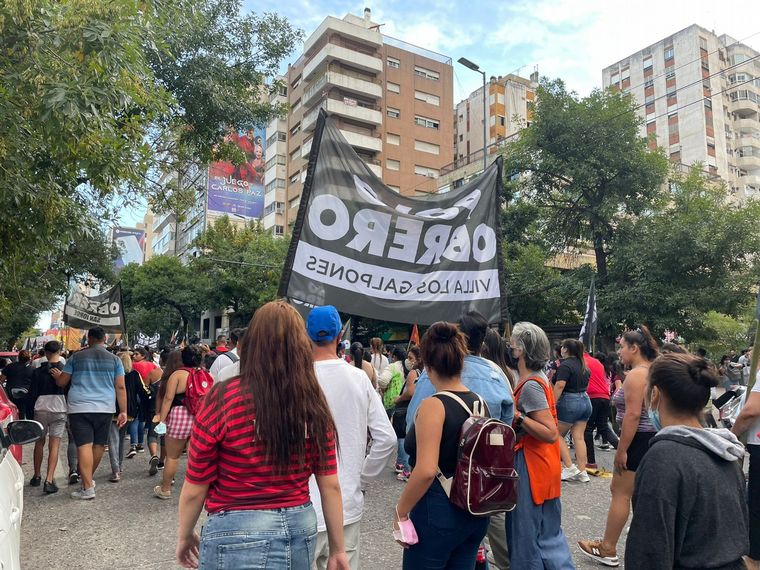 FOTO: Imágenes de la marcha contra el acuerdo con el FMI en Córdoba.