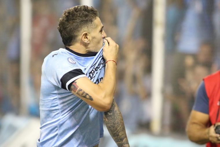 Vegetti, la carta de gol pirata.