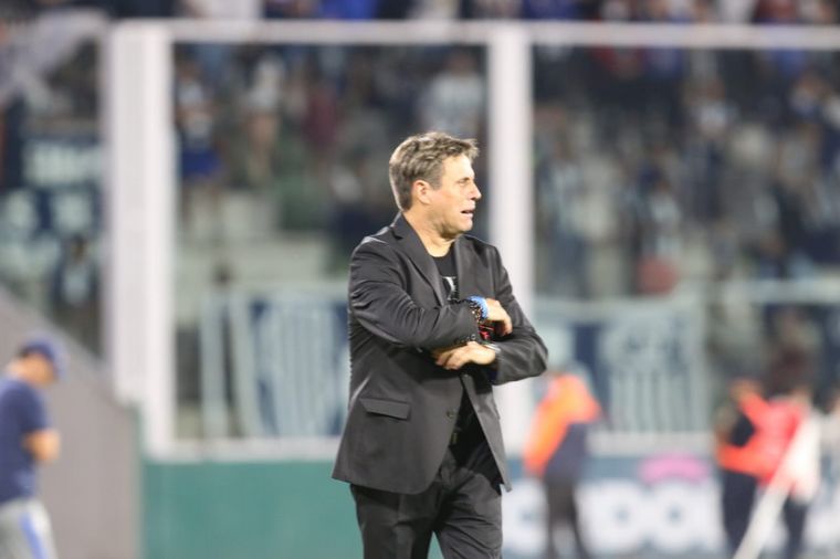 FOTO: Ángel Hoyos dejó de ser el entrenador de Talleres