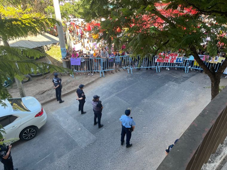 Caos de en el centro de Córdoba por triple manifestación