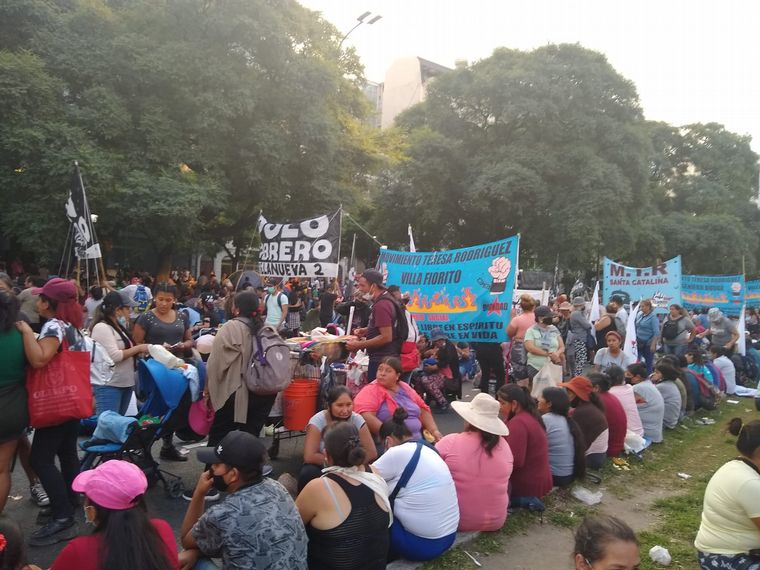 FOTO: Organizaciones de izquierda protestan en el centro porteño