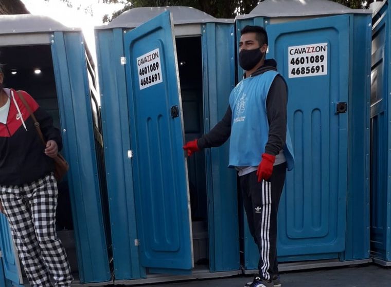 Advierten que los baños de la plaza San Martín están cerrados desde enero