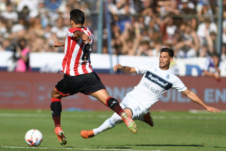 Gimnasia le empató 1-1 el clásico de La Plata a Estudiantes