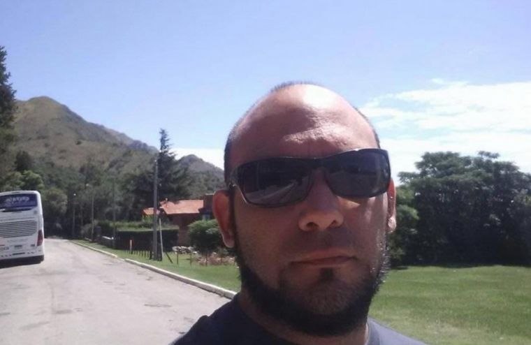 Lo asesinó de una puñalada con un hierro por una discusión