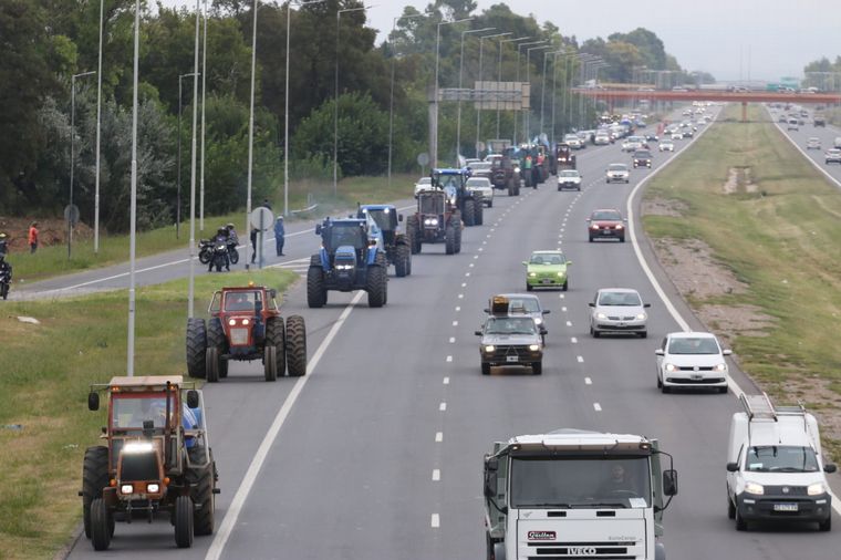 Tractorazo de productores autoconvocados en Córdoba