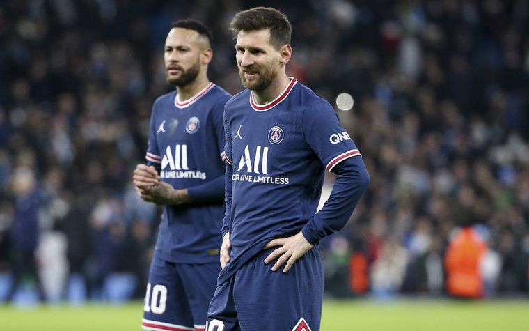 Revelaron cuánto gana Lionel Messi en el PSG