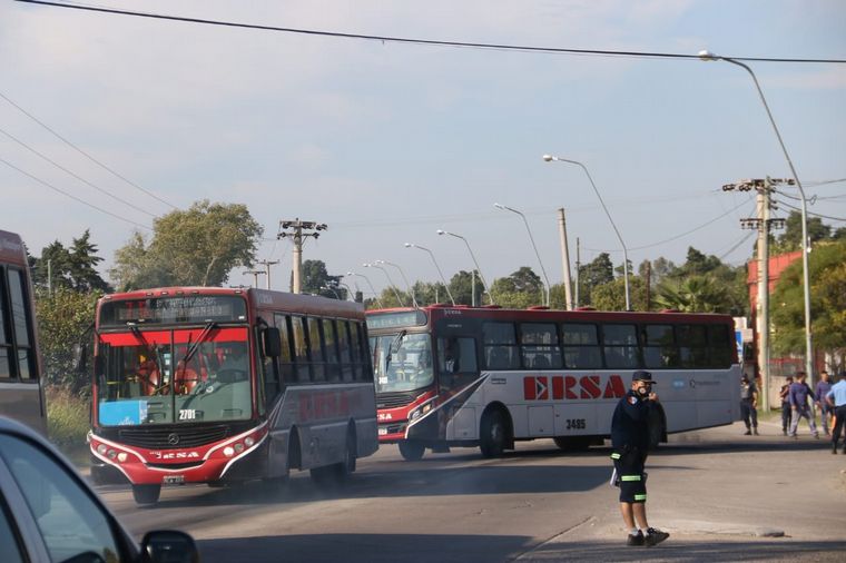 FOTO: Levantaron el bloqueo en Ersa y dejan salir los colectivos