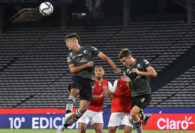 Independiente derrotó por penales a Central Norte y avanzó en la Copa Argentina