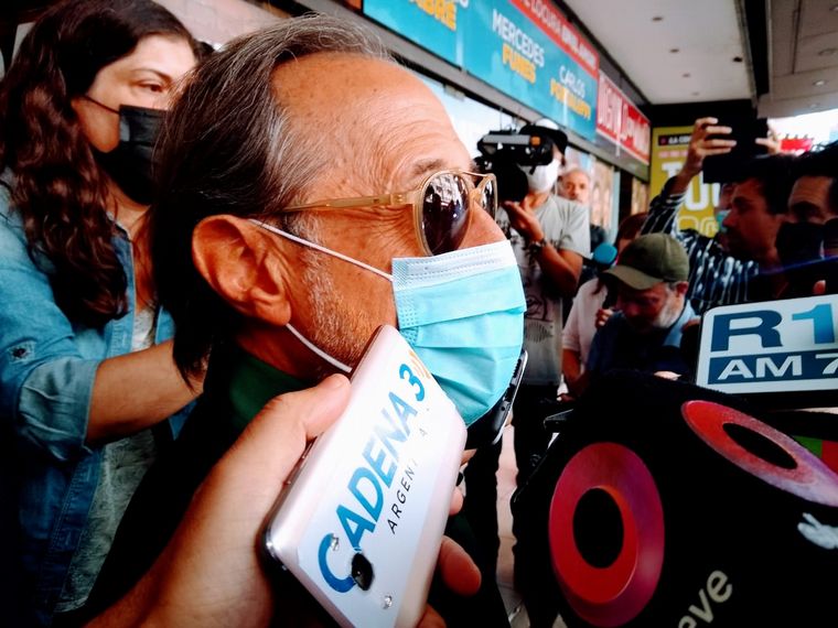 Despiden los restos de Enrique Pinti en el Multiteatro