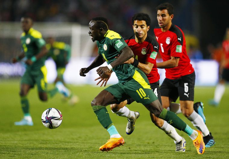FOTO: Sadio Mané convirtió el penal decisivo que le dio la clasificación a Senegal. 