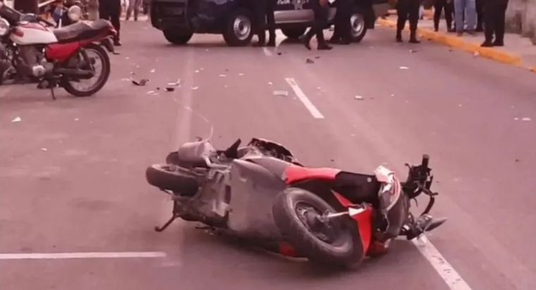 Los dos jóvenes se dirigían a una entrevista de trabajo en una moto alquilada