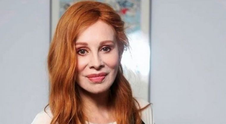 La artista se fue del país por las amenazas de la Triple A.