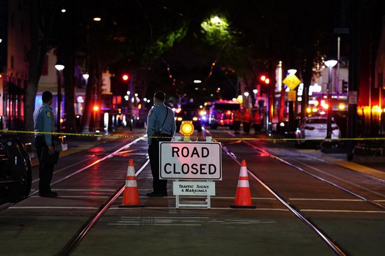 FOTO: Un tiroteo en Sacramento dejó al menos seis muertos.
