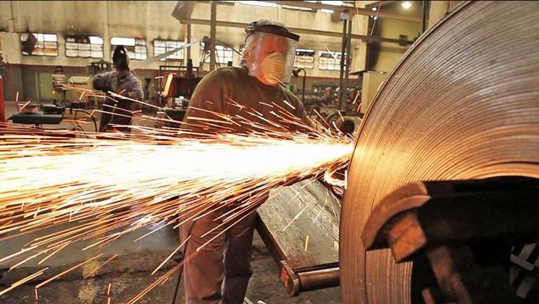 FOTO: La industria metalúrgica advierte sobre la ley ómnibus.
