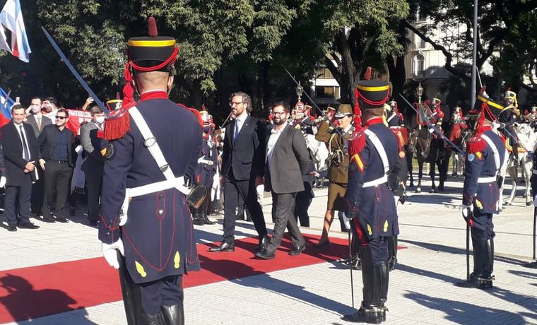 Boric en Plaza San Martín.