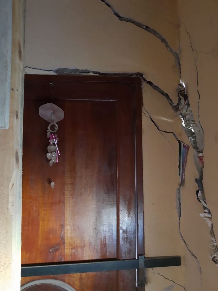 FOTO: Silvina pide ayuda para reparar su casa en Villa El Libertador